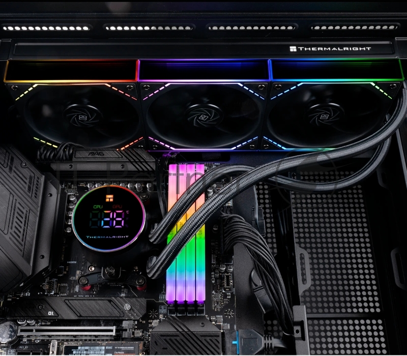 Система жидкостного охлаждения Thermalright Frozen Magic 360 Digital V2 (360mm, LED temp., Black, ARGB/ Fans: 3x120mm, 68.9CFM, 28.2dBA, 2000RPM/ Pump height 54.4mm, Rad thickness 27mm/ S: 1700, 1200, 1851, 115X, AM5, AM4)