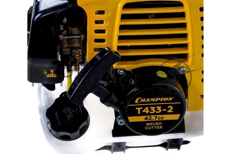 Триммер бензиновый Champion T433-2 переносной 2х тактный двигатель, 43 см³, 1.7 л.с. ширина скашивания: 40 см в комплекте: леска (3 мм), нож, плечевой ремень вес: 8.3 кг бак на 0.95 л прямая штанга уровень шума 102 дБ
