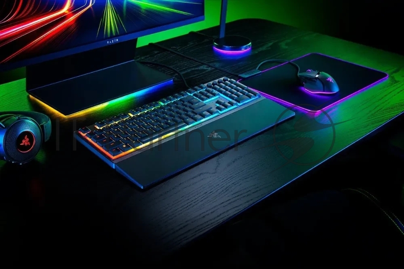 Клавиатура проводная игровая мембранная Razer Ornata V3,черный (RZ03-04460100-R3M1)