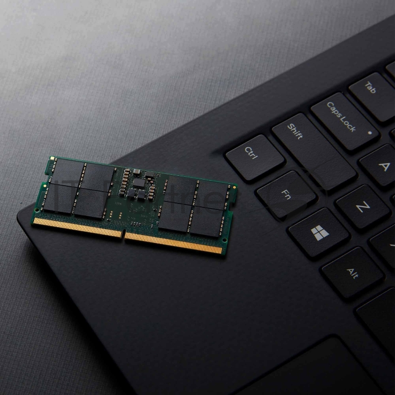 Оперативная память Kingston SO-DIMM DDR 5 DIMM 32Gb PC44800, 5600Mhz, CL46 (KVR56S46BS8-32)