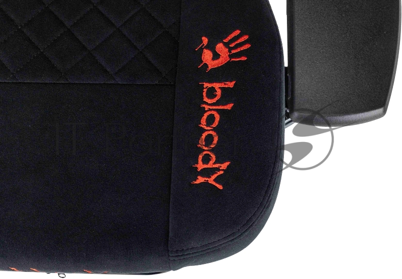 Кресло игровое A4Tech Bloody GC-670 черный искусственная замша с подголов. крестов. металл подст.для ног