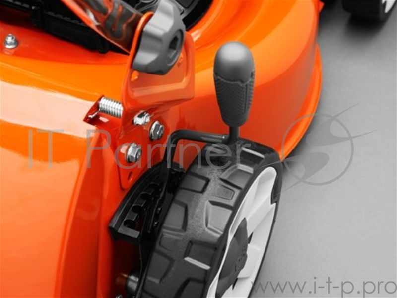 Газонокосилка роторная Husqvarna LC 141С (9670993-01)