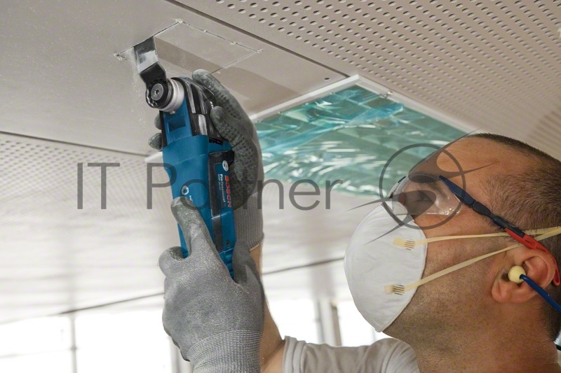 Многофункциональный инструмент Bosch GOP 30-28 300Вт черный/синий