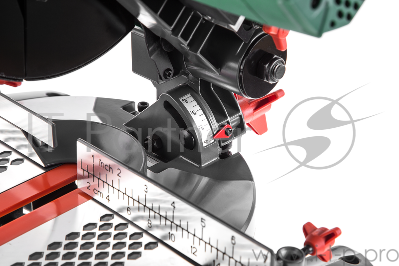 Пила Hammer Flex STL1200/210C Пила торцовочная (стусло) 320724 { 1200Вт 4500об/мин круг 210мм гл.пропила 55мм }