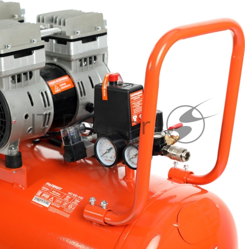 Компрессор Patriot поршневой безмасляный WO 100-440, 440 л/мин, 8 бар, 2500 Вт, 100 л, быстросъем и елочка с вентилем