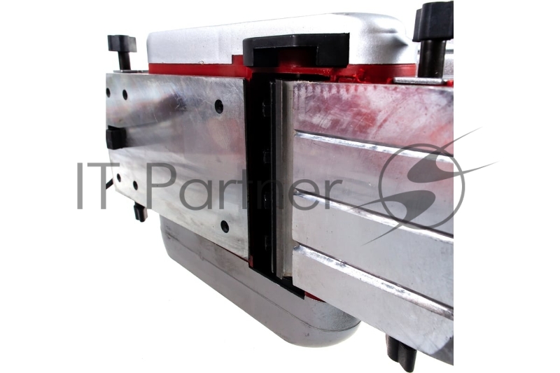 Рубанок RD-P150-110. 1500 Вт,16000 об/м,ширина 110 мм,глубина 0-3 мм,2 ножа