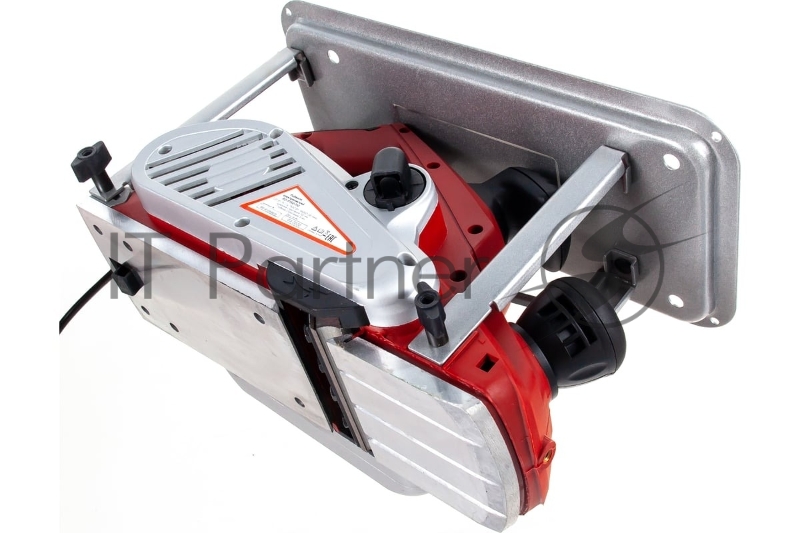Рубанок RD-P150-110. 1500 Вт,16000 об/м,ширина 110 мм,глубина 0-3 мм,2 ножа