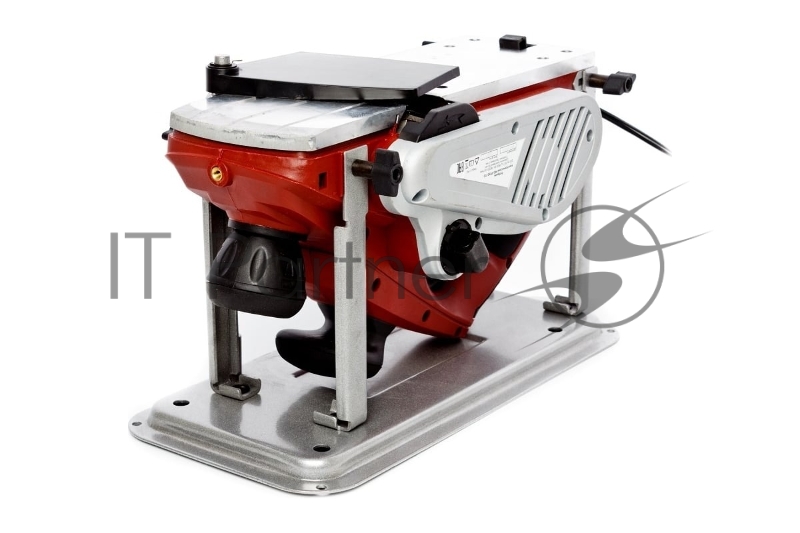 Рубанок RD-P150-110. 1500 Вт,16000 об/м,ширина 110 мм,глубина 0-3 мм,2 ножа