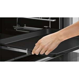 духовой шкаф Neff B58VT68H0