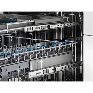 Посудомоечная машина ELECTROLUX SMM43201SW белая, 10 комплектов