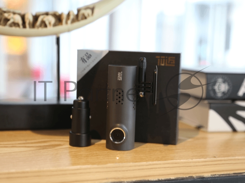 Автомобильный видеорегистратор 70mai Mi Dash Cam 1S MidriveD06