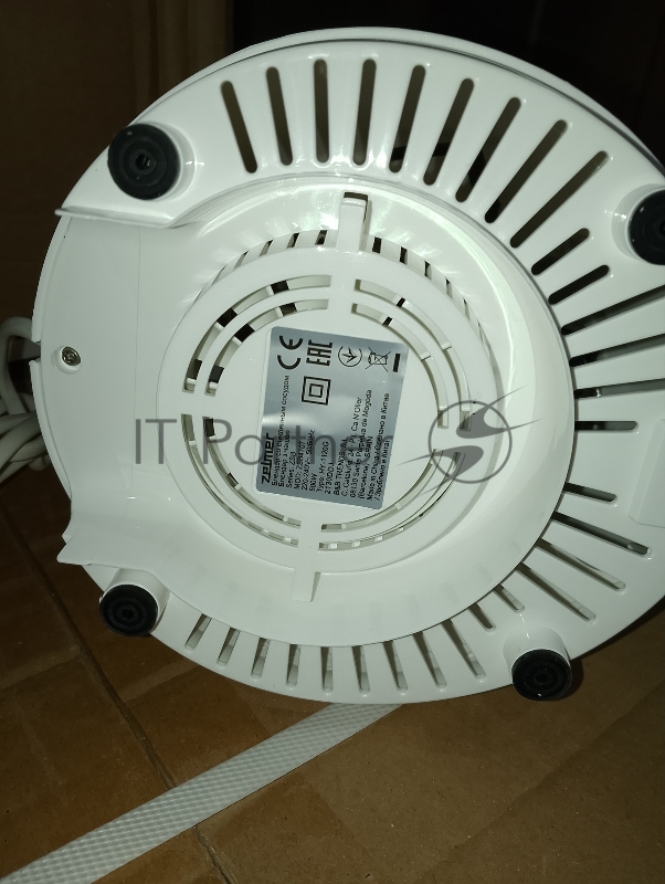 Блендер стационарный (белый) ZSB4707 ZELMER