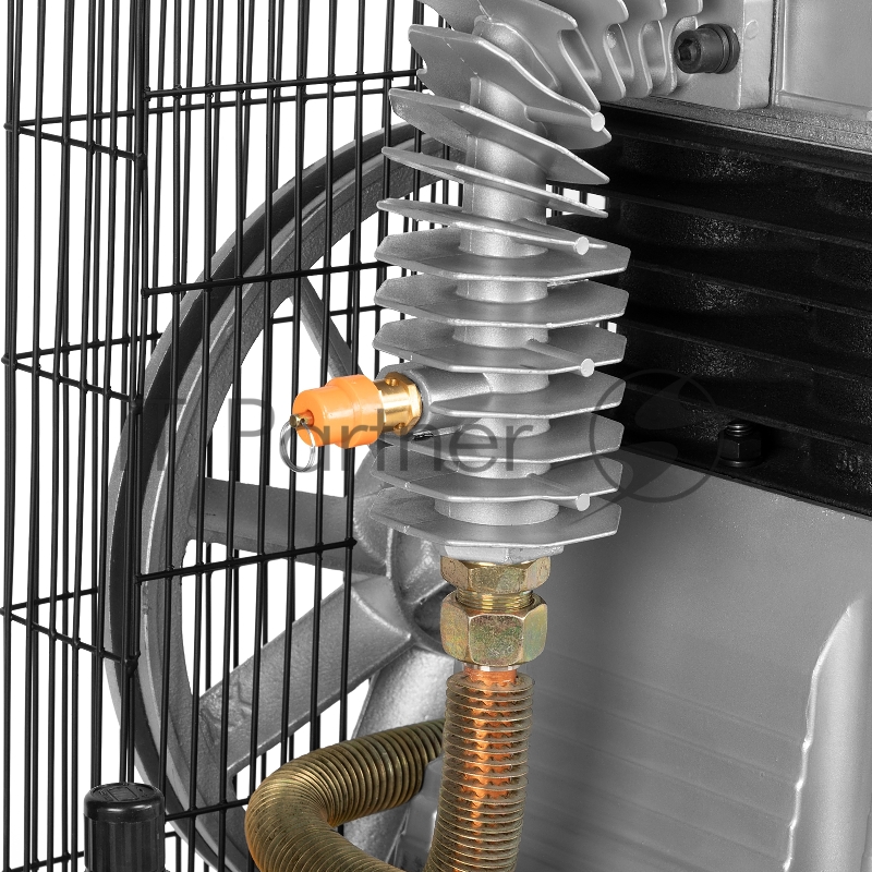 Компрессор воздушный рем. привод BCI4000-T/100, 4,0 кВт, 100 литров, 690 л/мин// Denzel