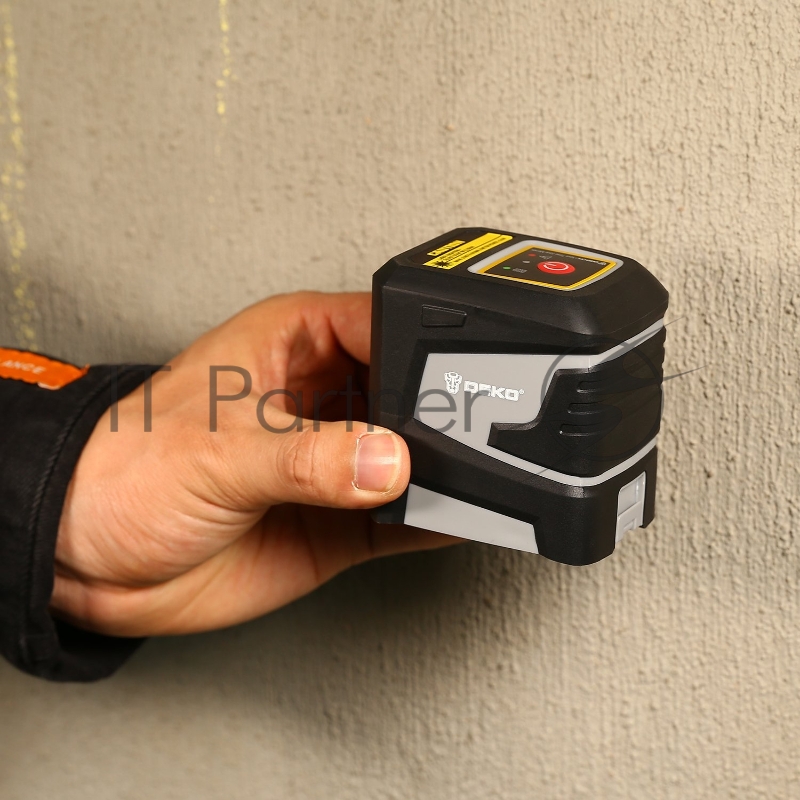 Уровень лазерный самовыравнивающийся в кейсе DEKO DKLL11 SET 2 PREMIUM со штативом 1 м