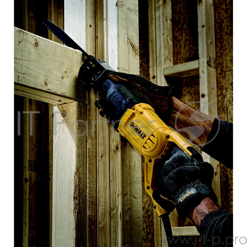 Сабельная пила DeWalt DWE305PK-QS 1100Вт 2800ход/мин