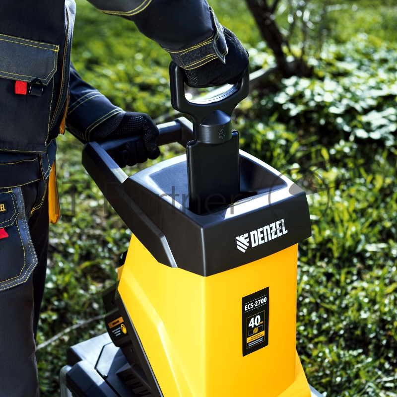 Измельчитель садовый электрический ECS-2700, 2700 Вт, 40 мм// Denzel