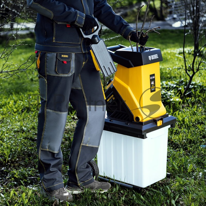 Измельчитель садовый электрический ECS-2700, 2700 Вт, 40 мм// Denzel