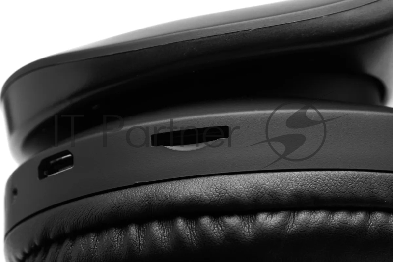 Гарнитура накладные Digma BT-17 черный/черный беспроводные bluetooth оголовье (BT17B)