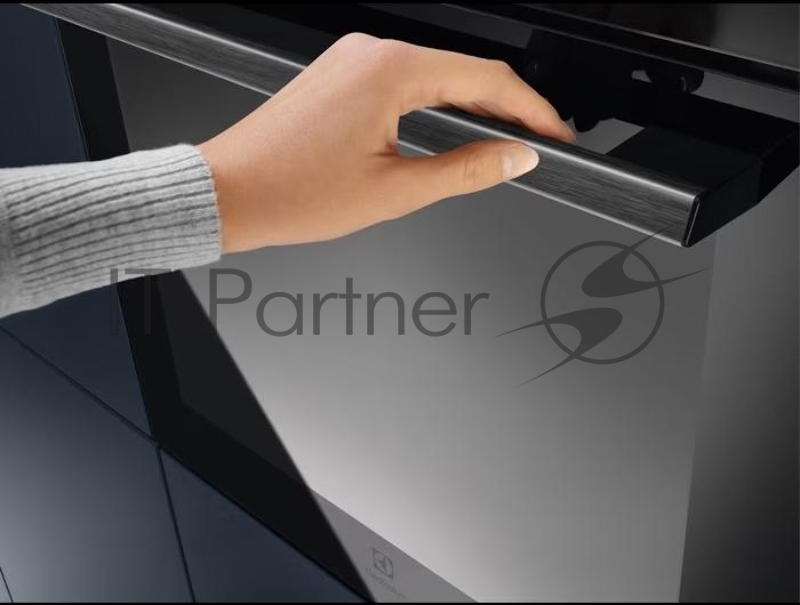 Духовой шкаф Электрический Electrolux EOB7S31Z черный