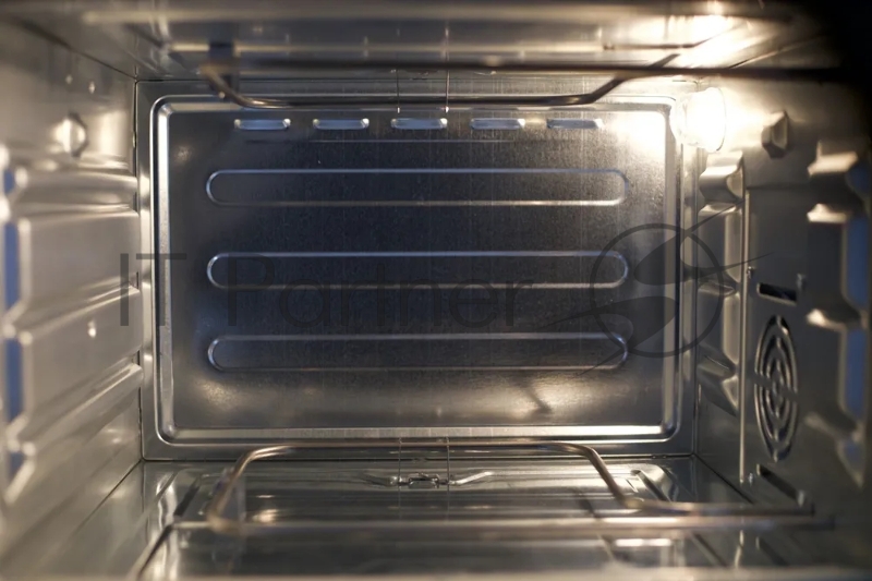 Печь электрическая BRAVO FO-38R 38 литров красная