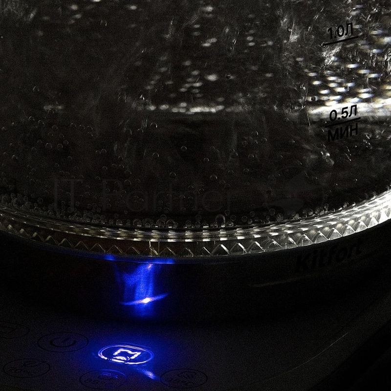 Чайник электрический Kitfort КТ-6670 голубой