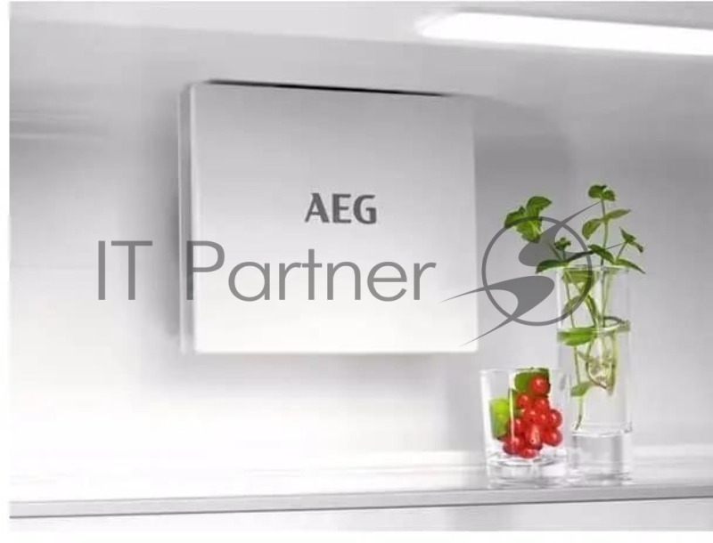 Холодильник AEG TSC7G181ES белый 2-хкамерн. 194/62 л., морозилка снизу, No Frost