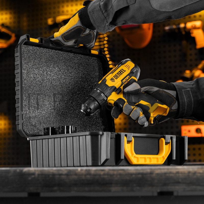 Дрель-шуруповерт аккумуляторная CDQ-12, Li-Ion, 12 В// Denzel