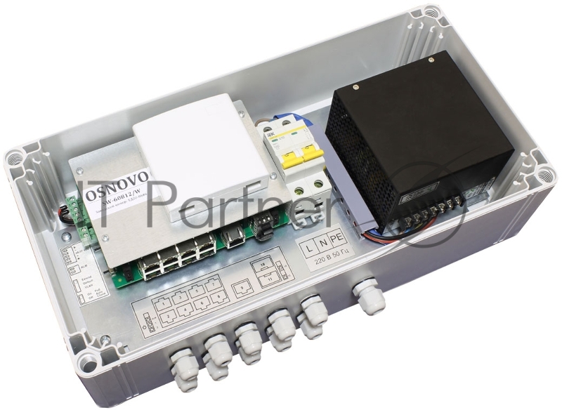 Уличный PoE коммутатор OSNOVO SW-60812/W - на 11 портов. Встроенная грозозащита. Соответствует стандартам PoE IEEE 802.3af/at/bt. Автоматическое определение PoE устройств. Суммарная мощность PoE до 240W. В комплекте оптическая розетка.