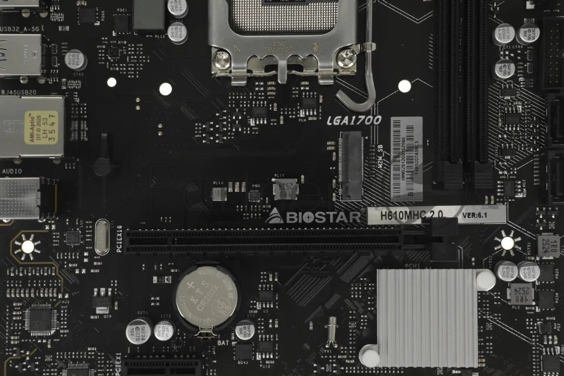 Материнская плата Biostar H610MHC 2.0 Soc-1700 Intel H610 2xDDR4 mATX AC`97 8ch(7.1) GbLAN RAID+VGA+HDMI