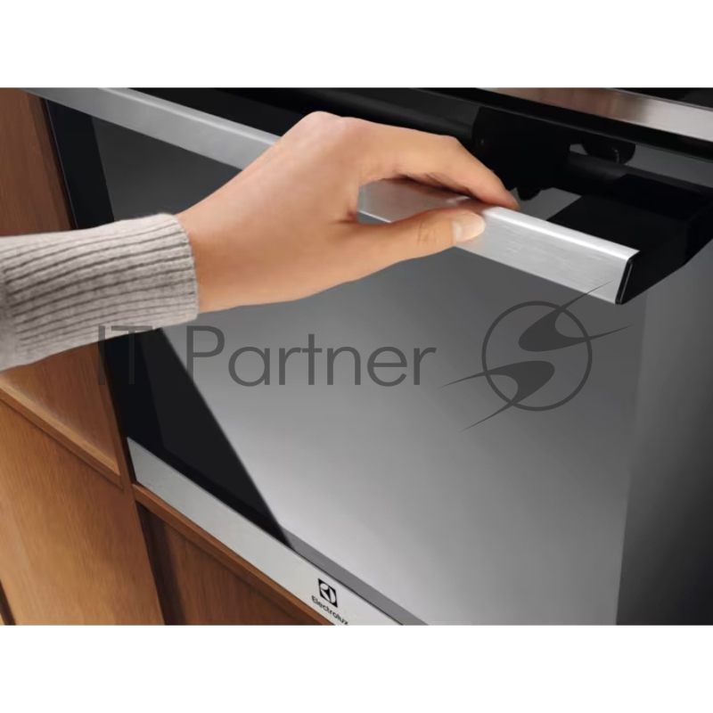 Электрический духовой шкаф Electrolux LOE8P39X с конвекцией, сенсорное управление,объем 72 л, 11 режимов, автопрограммы, очистка пиролитическая, 3 стекла в дверце, направляющие проволочные+Телескопические направляющие TR2LV, термощуп,нержавеющая стал