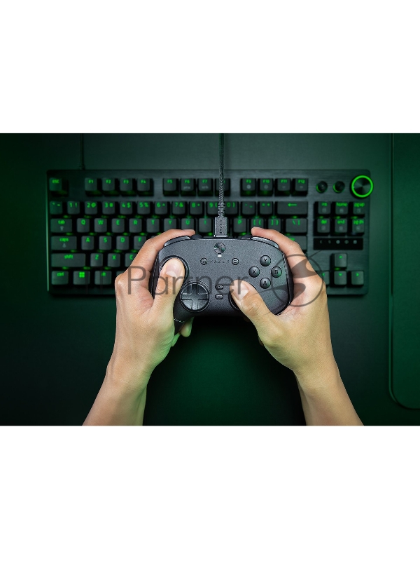 Игровой контроллер Razer Wolverine V3 Tournament Ed. For PC/ Razer Wolverine V3 Tournament Ed. For PC Gamepad